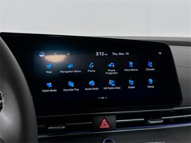 2025 Hyundai Elantra SEL Convenience photo 19