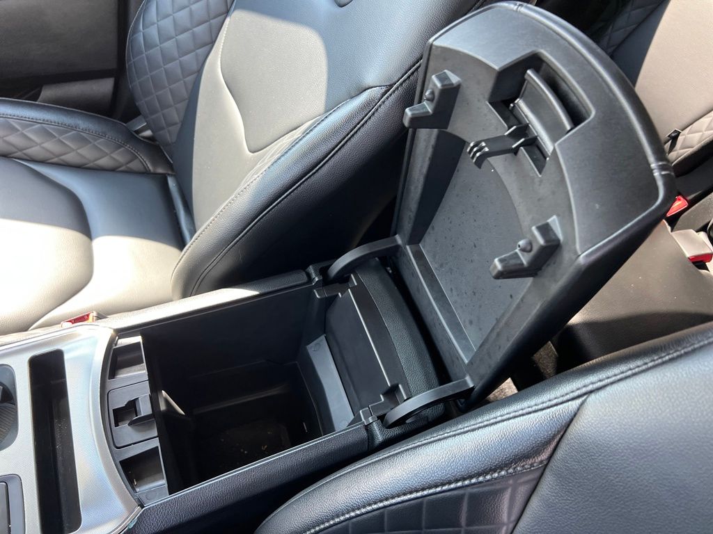 2024 Ford Edge Titanium photo 22