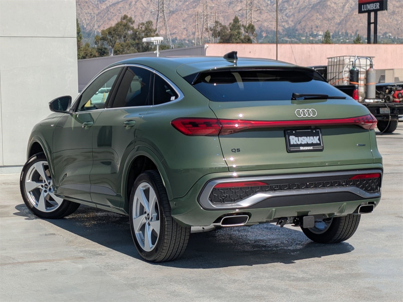 2025 Audi Q5 Premium Plus photo 3