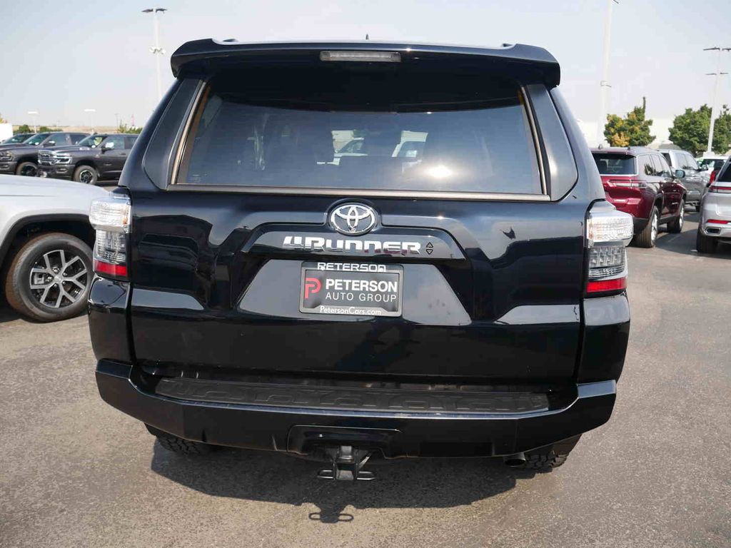 2024 Toyota 4Runner SR5 Premium photo 16