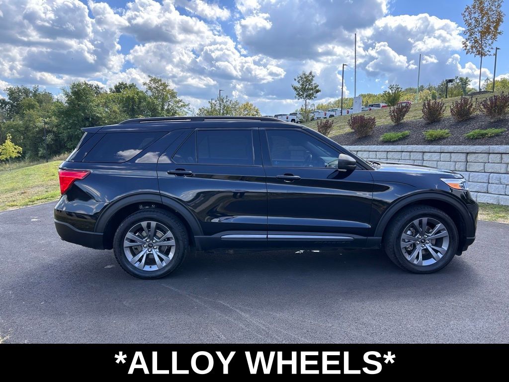 2021 Ford Explorer XLT photo 8