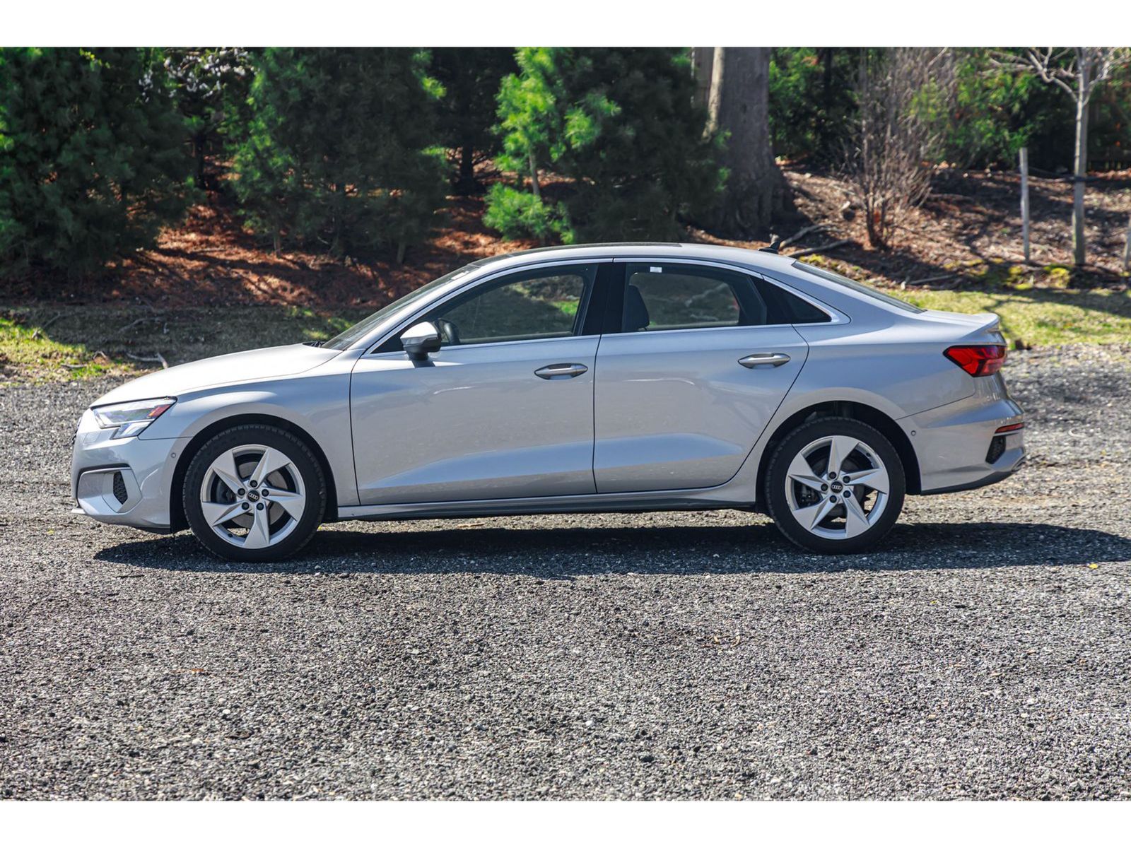 2023 Audi A3 40 Premium Plus photo 4