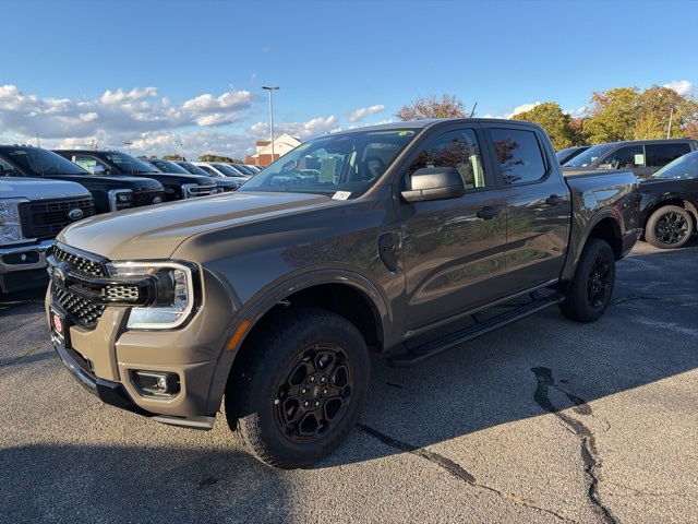 2025 Ford Ranger XLT photo 2