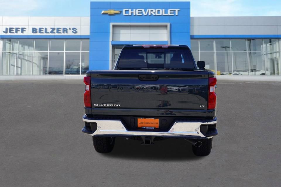 2025 Chevrolet Silverado 3500HD LT Z71 photo 4