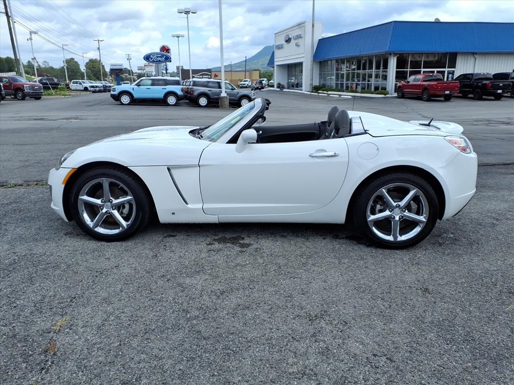 2008 Saturn Sky Turbo Convertible photo 2