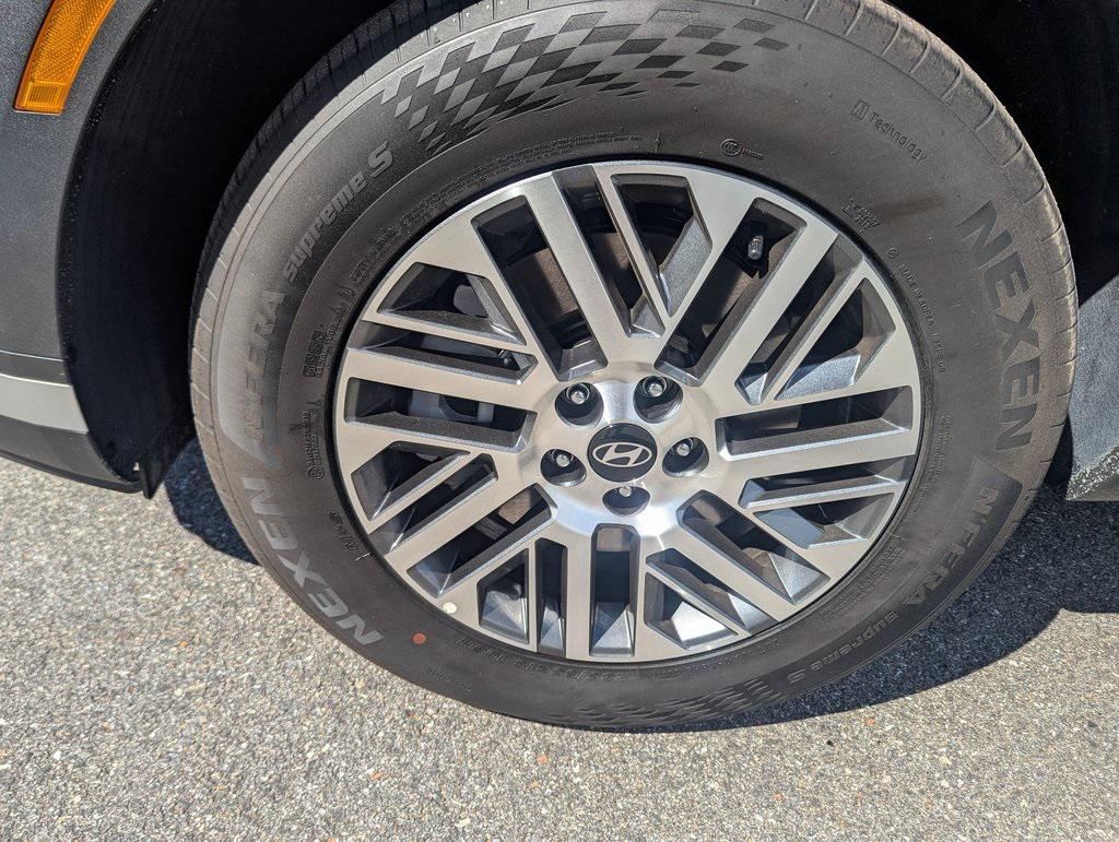 2026 Hyundai Palisade SEL photo 3