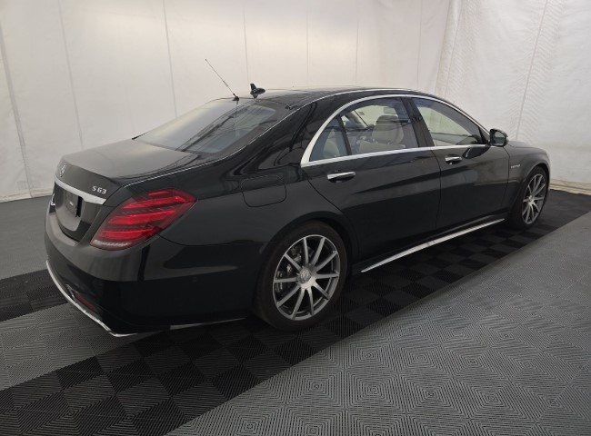 2020 Mercedes Benz S 63 AMG 4MATIC photo 3