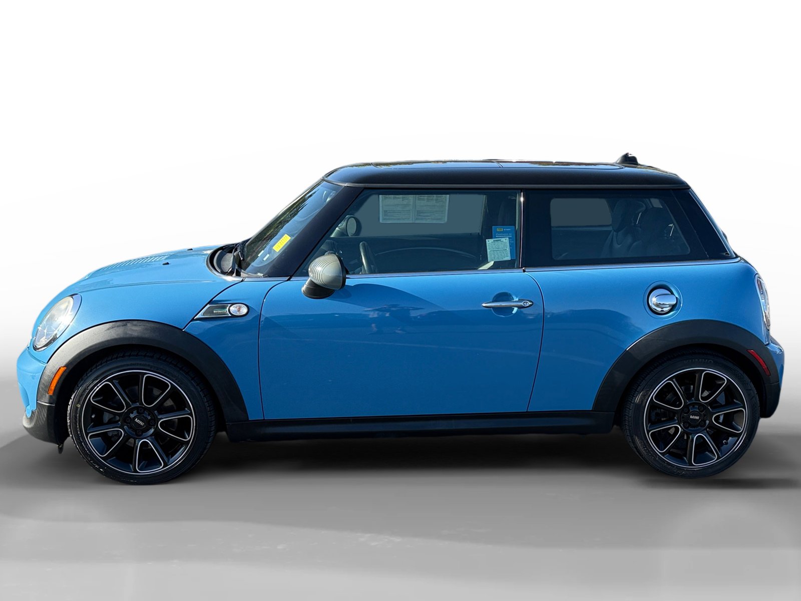 2012 Mini Cooper Hardtop S photo 2