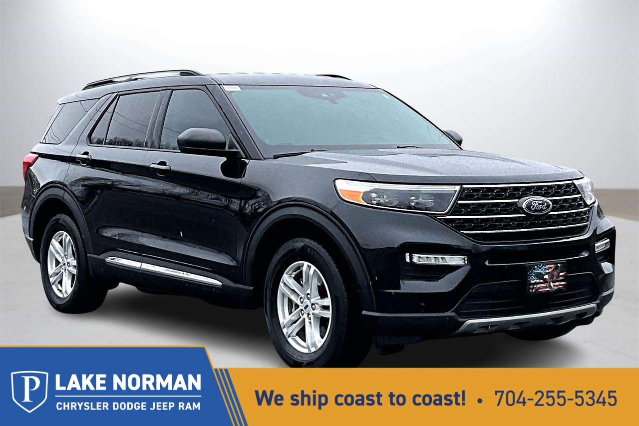 2023 Ford Explorer XLT's photo