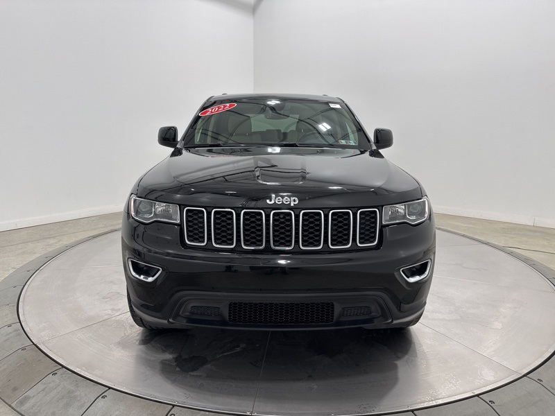 2022 Jeep Cherokee Laredo photo 2