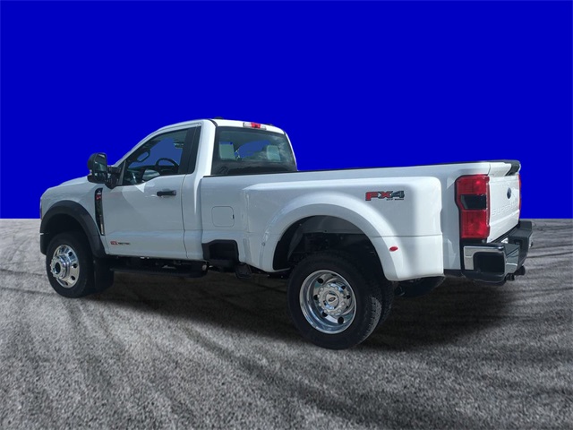 2026 Ford F-450 photo 6