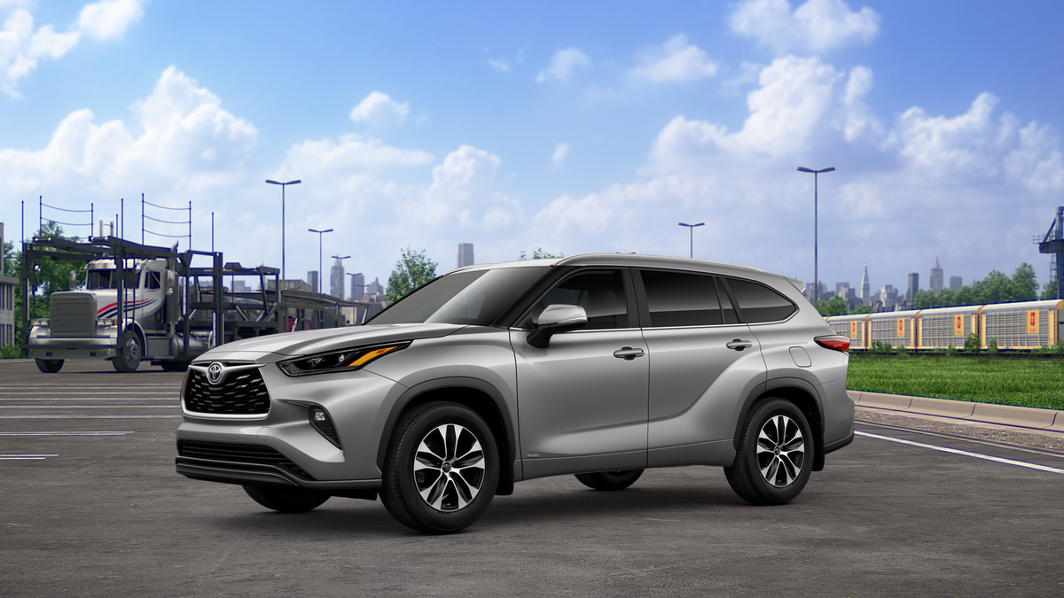 2025 Toyota Highlander Hybrid XLE photo 2