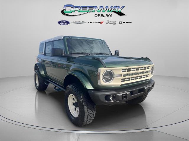 2024 Ford Bronco 4-Door Black Diamond's photo