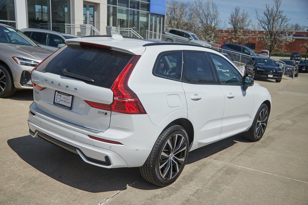 2025 VOLVO XC60 - Image 7