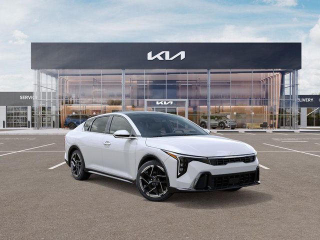 2025 Kia K4 GT-Line photo 8