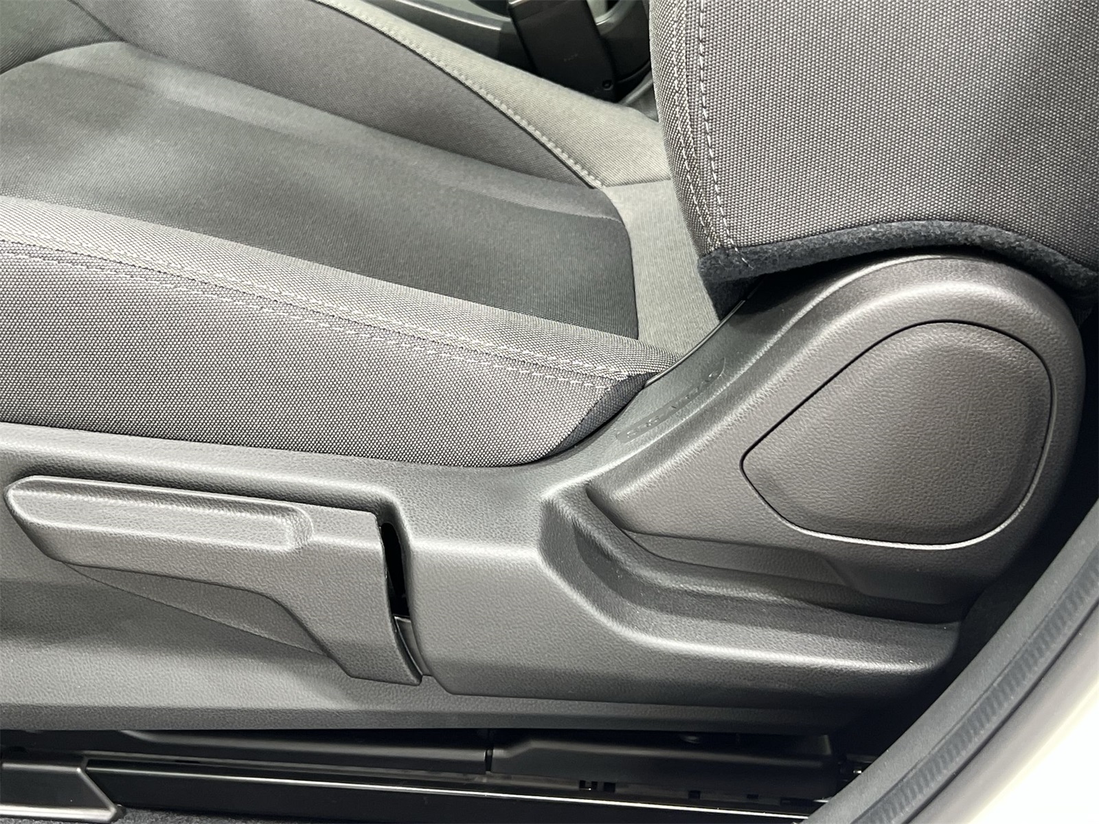 2025 Subaru Impreza Base photo 11