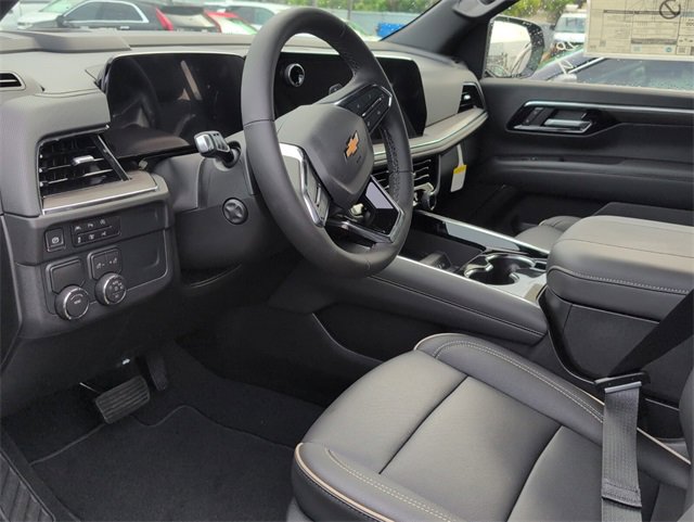 2025 Chevrolet Tahoe Premier photo 4