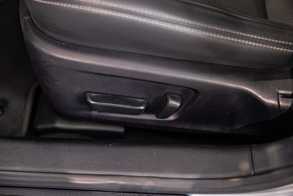 2024 LEXUS IS - Image 22