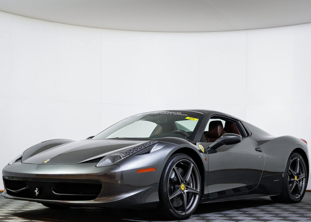 2014 Ferrari 458 Spider Base photo 2