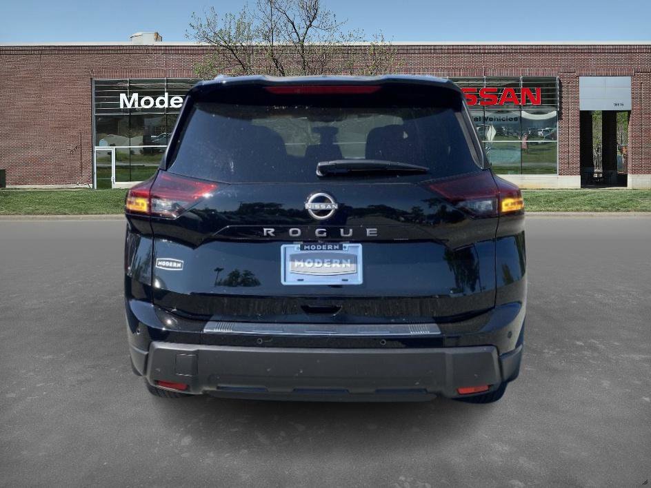 2026 Nissan Rogue S photo 3