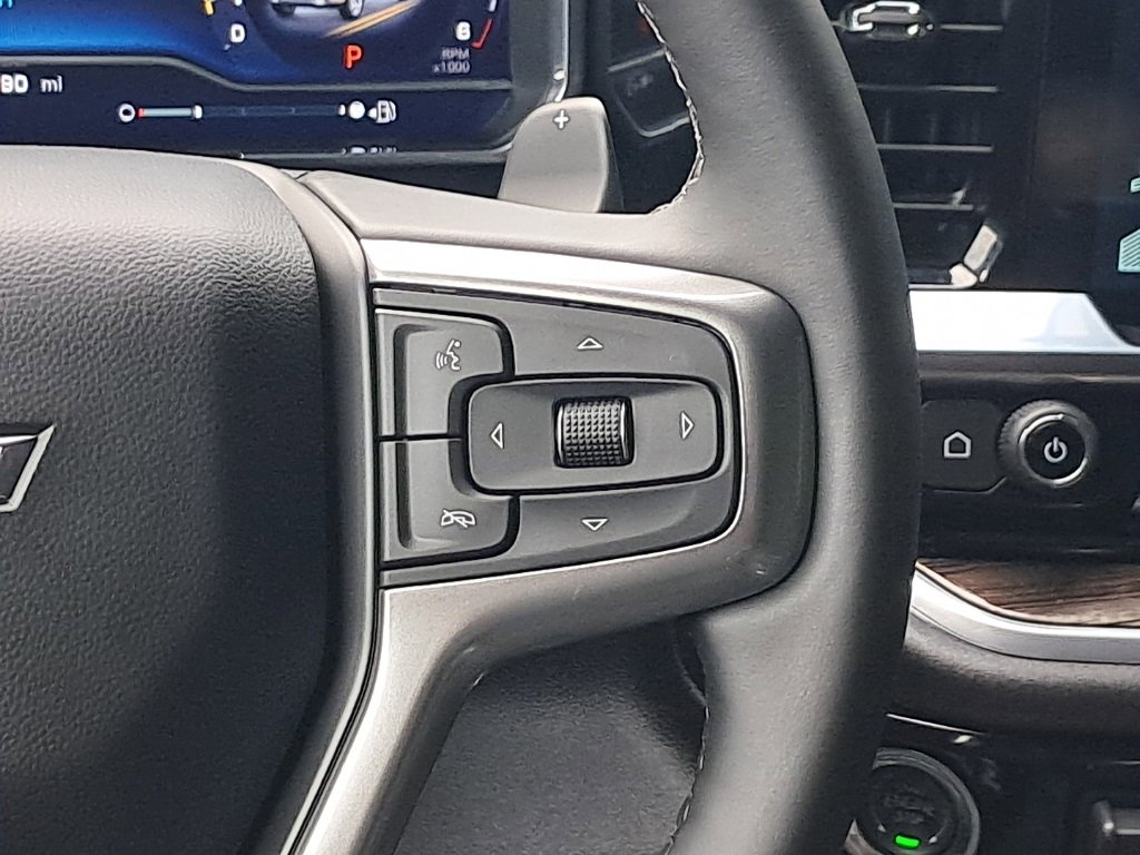 2024 Chevrolet Silverado 1500 RST photo 15