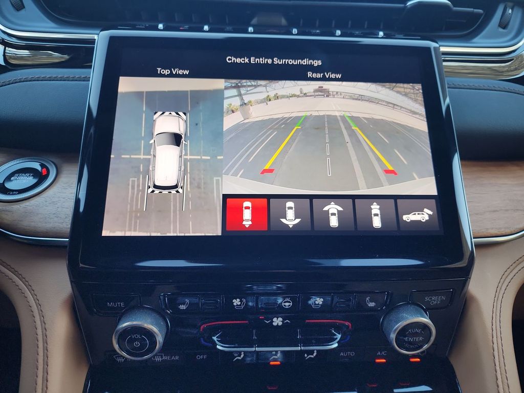 2024 Jeep Grand Cherokee Summit Reserve photo 15