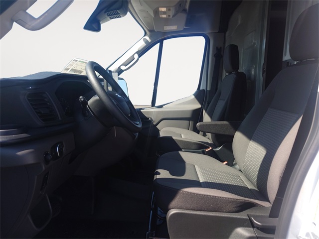 2024 Ford Transit photo 6