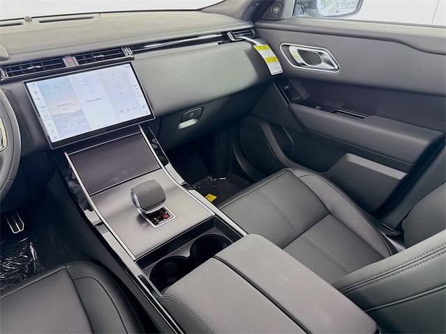 2026 Land Rover Range Rover Velar SE photo 25