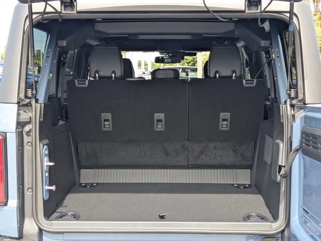 2025 Ford Bronco Outer Banks photo 13