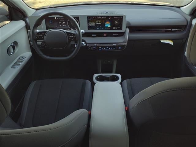2024 Hyundai Ioniq 5 SEL photo 8
