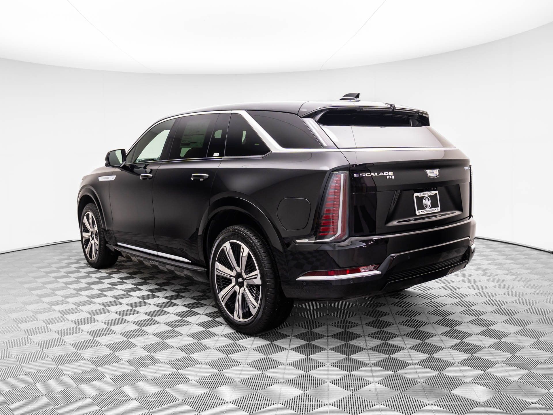 2025 Cadillac Escalade IQ Luxury photo 6