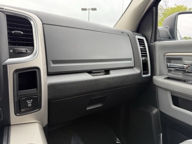 2015 Ram 1500 Big Horn photo 24