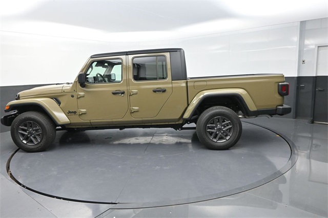 2025 Jeep Gladiator Sport S photo 4