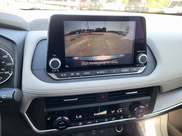 2025 Nissan Rogue SV photo 19
