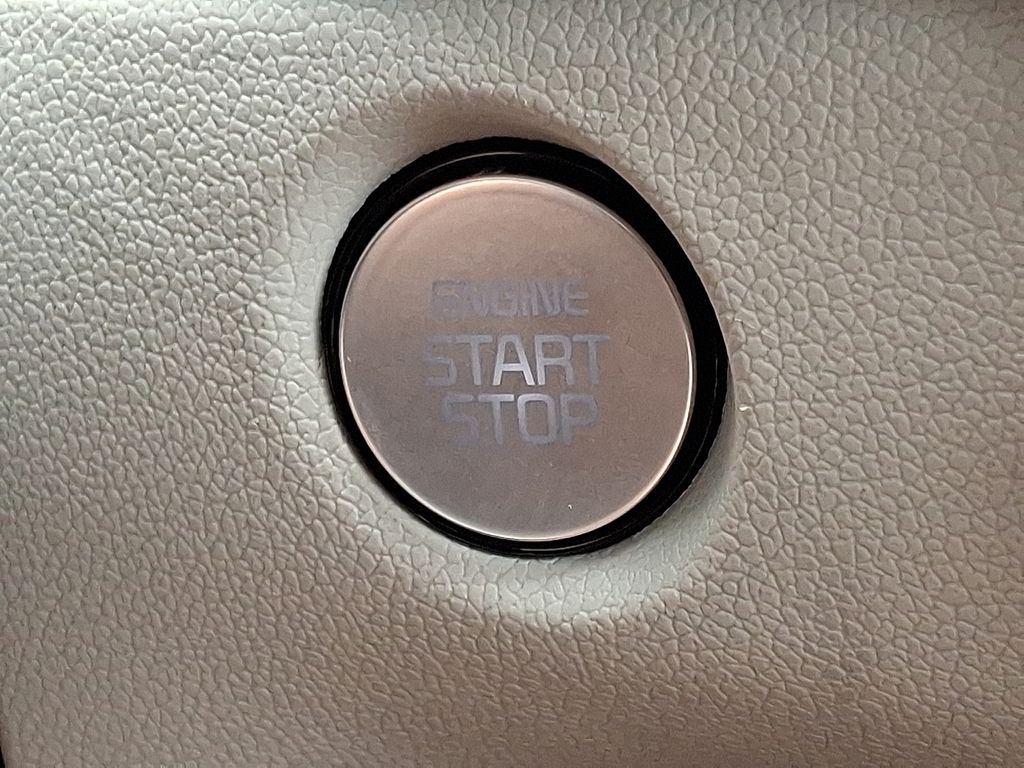 2025 Kia Sorento X-Line SX photo 18