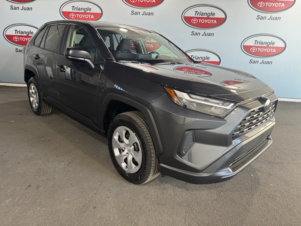 2025 Toyota RAV4 LE photo 3