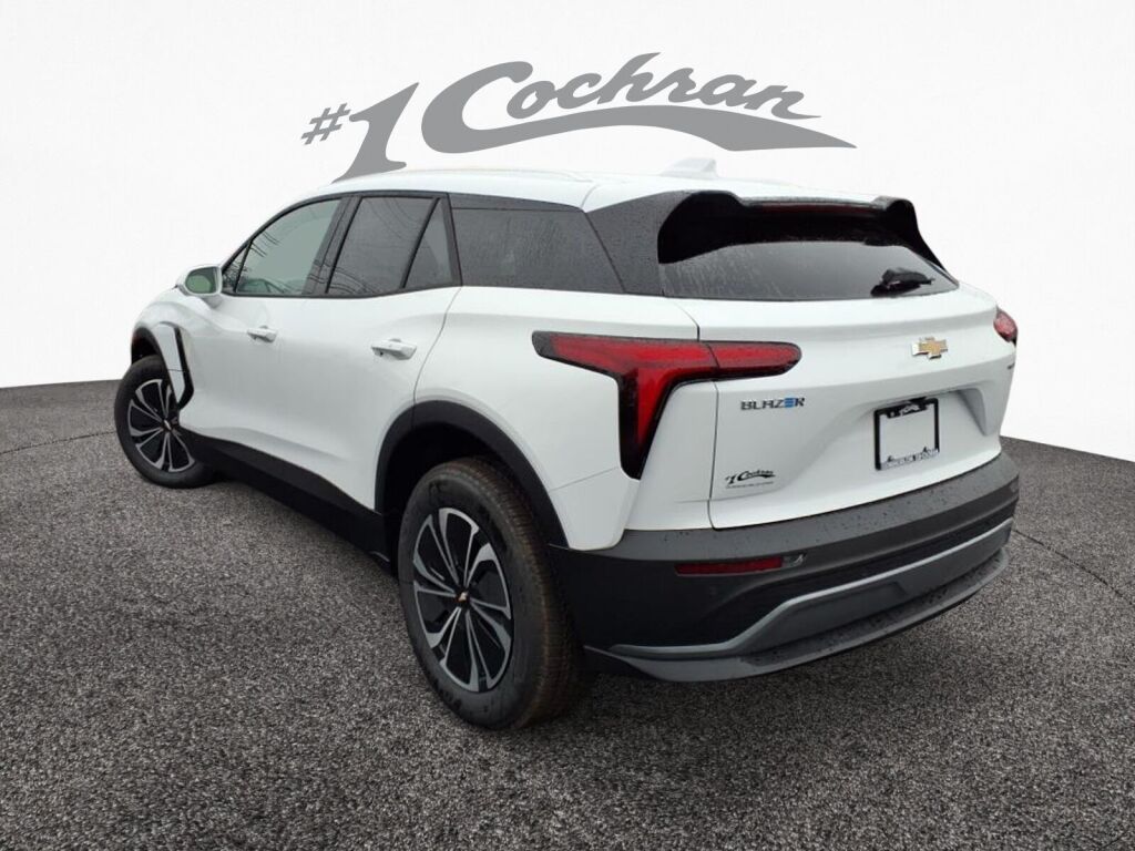2025 Chevrolet Blazer EV photo 3