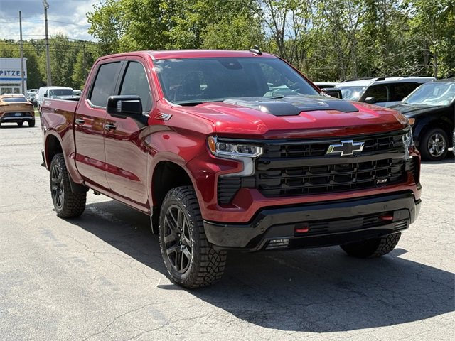 2026 Chevrolet Silverado LT Trail Boss photo 2