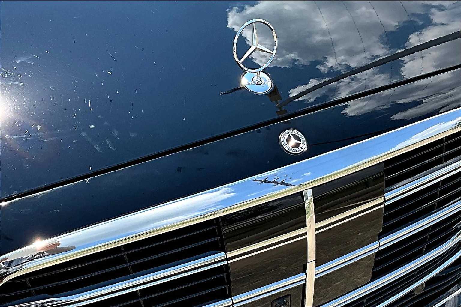 2024 Mercedes Benz S 580e photo 28