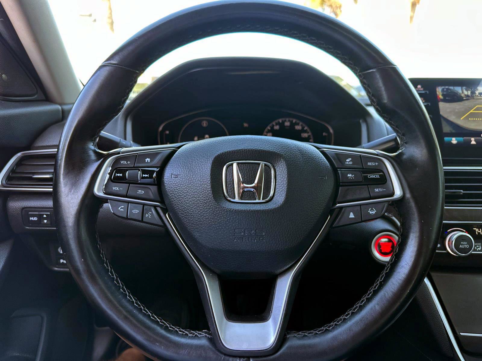 2022 Honda Accord Touring 2.0T photo 21