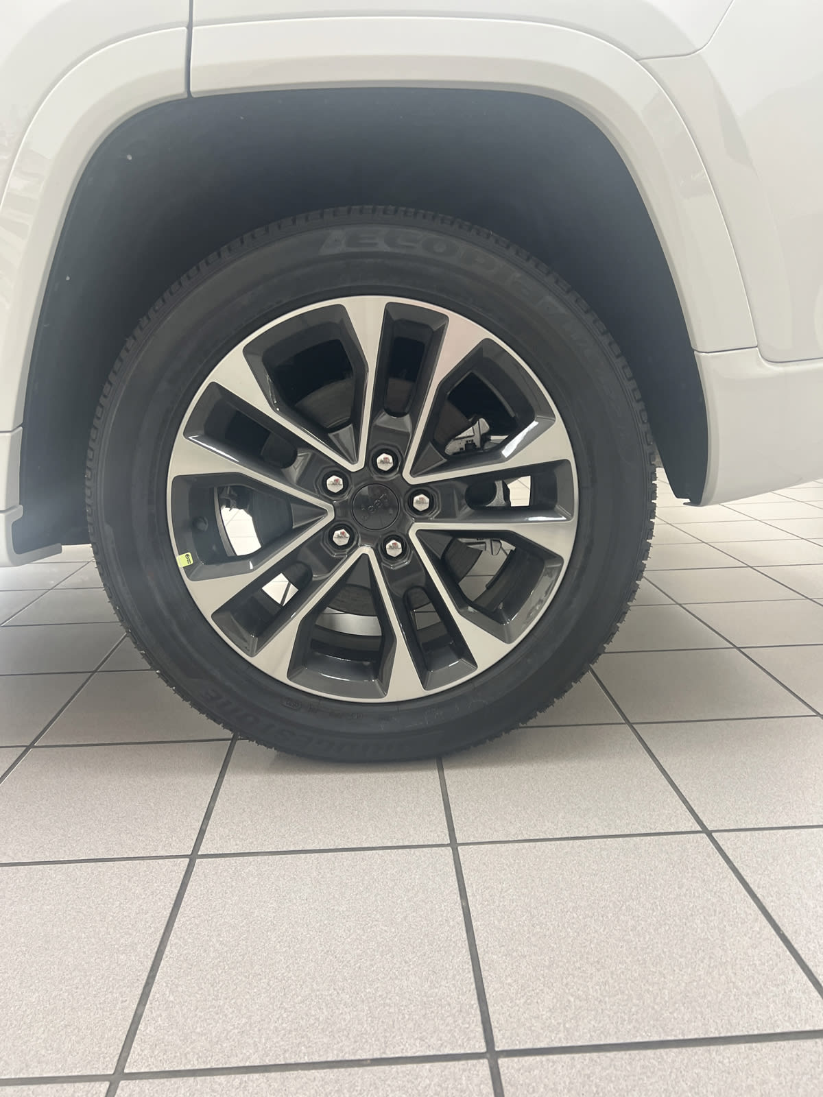 2023 Jeep Cherokee Overland photo 11