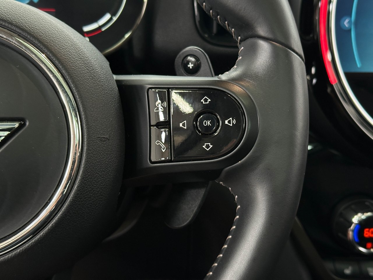 2022 Mini Cooper Signature photo 27