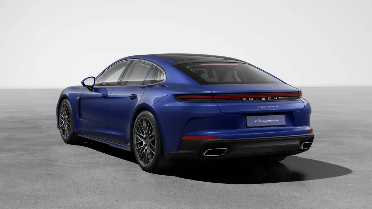 2026 Porsche Panamera 4 photo 3