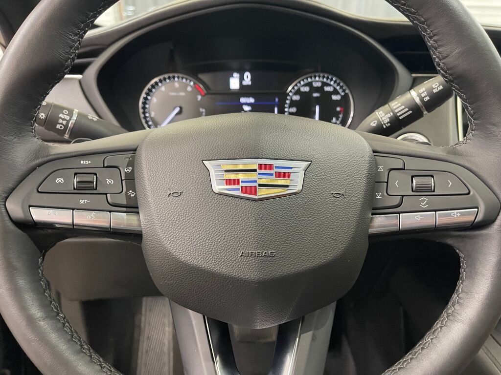 2022 Cadillac XT4 Premium Luxury photo 14