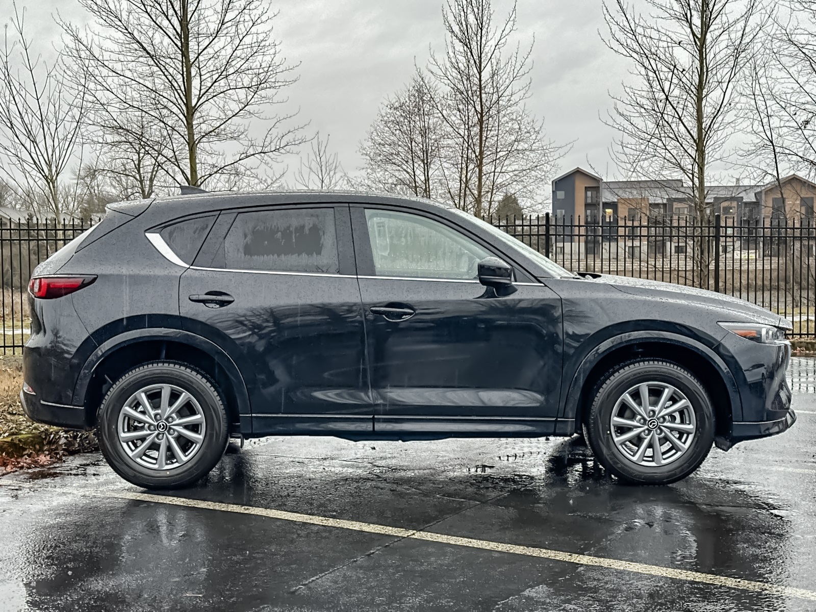2025 Mazda CX-5 2.5 S Preferred photo 2