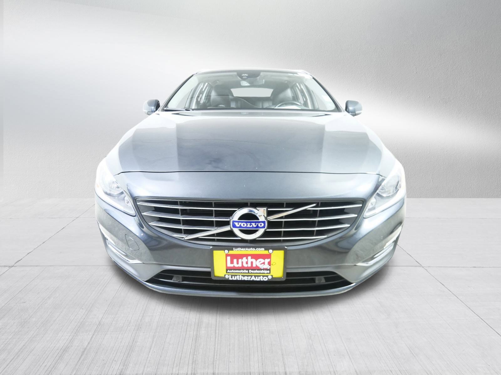 Used 2015 Volvo V60 Premier with VIN YV1612SKXF1264275 for sale in Brooklyn Center, Minnesota