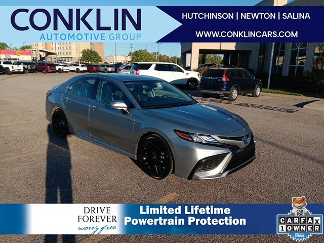 2022 Toyota Camry XSE's photo