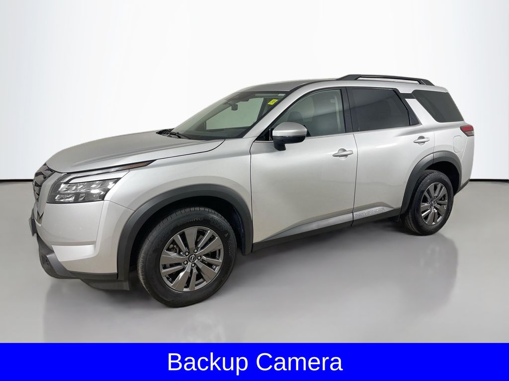 2025 Nissan Pathfinder SV photo 4