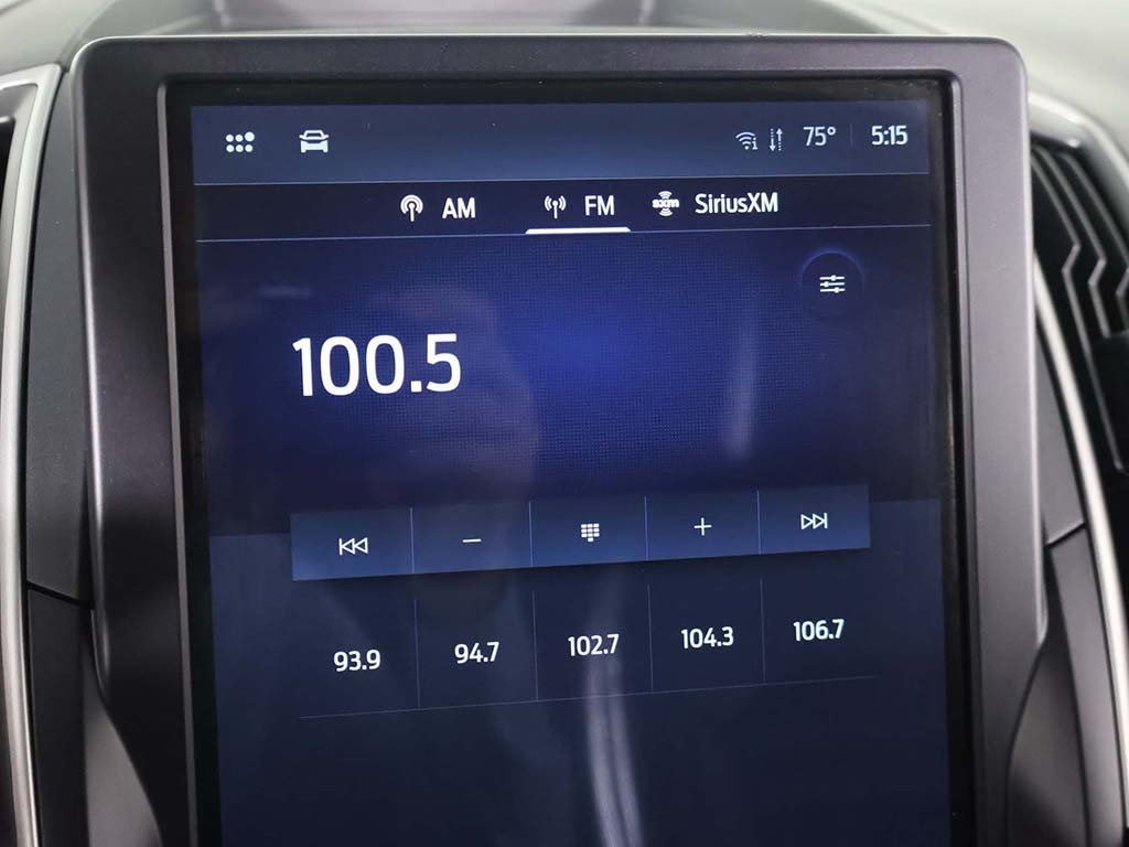 2024 Ford Edge SEL photo 40