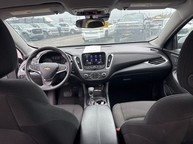 2024 Chevrolet Malibu 1LT photo 21